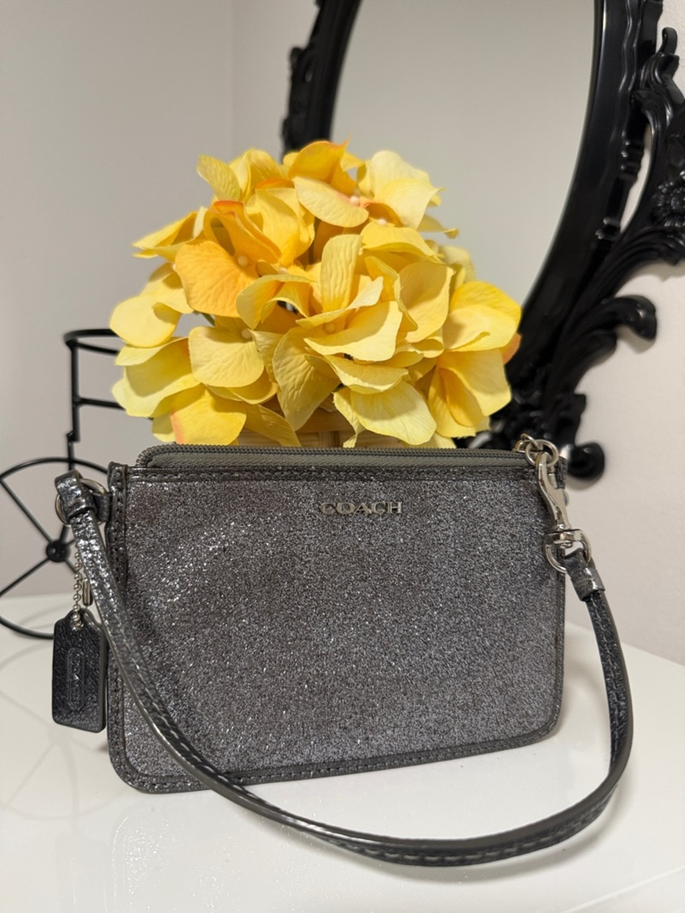 COACH Glitter Crossbody Wristlet - Gunmetal 🎀🎀🎀